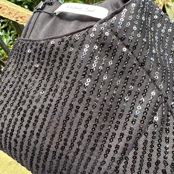 Sparkle & Shine! Beautiful Sequined Party Dress! - Picture 7 of 7